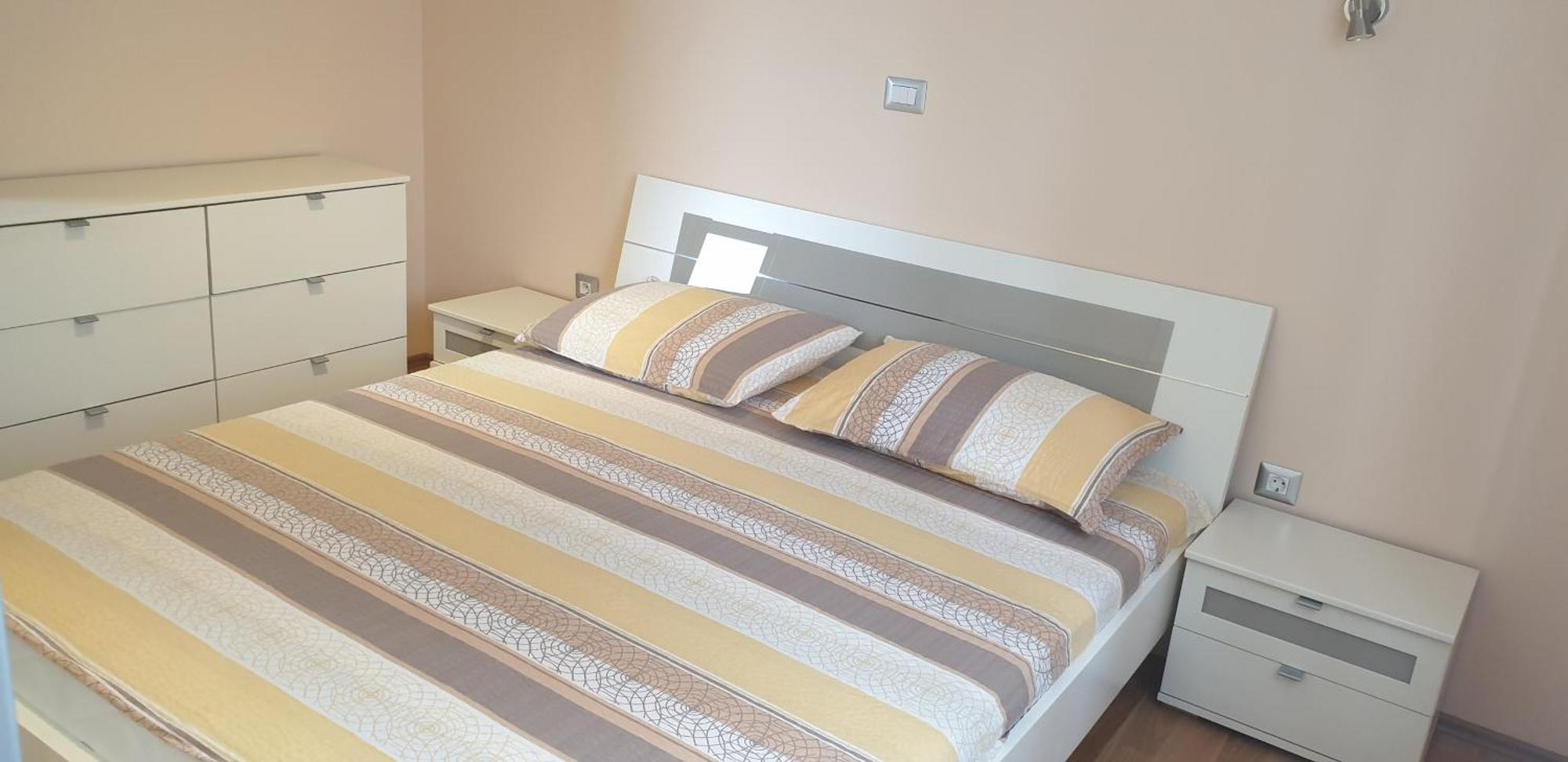 Amy 50m From The Apartment Novigrad Istria